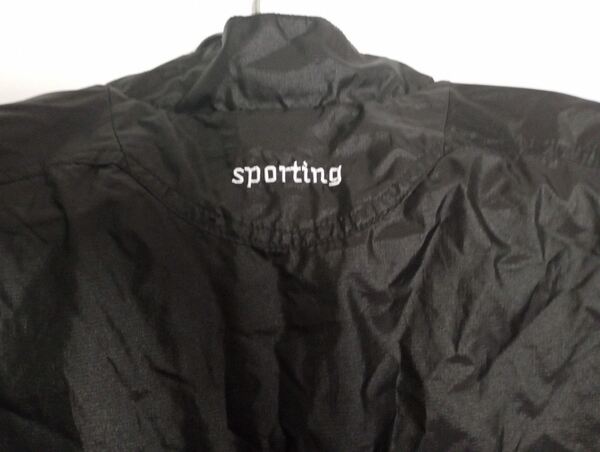 corta vento preto da puma com forro respirável . Roupa desportiva