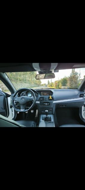 Mercedes E 250 CDI BlueEfficiency AMG Coupé . Carros