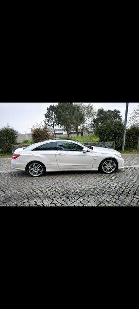Mercedes E 250 CDI BlueEfficiency AMG Coupé . Carros