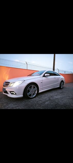 Mercedes E 250 CDI BlueEfficiency AMG Coupé . Carros