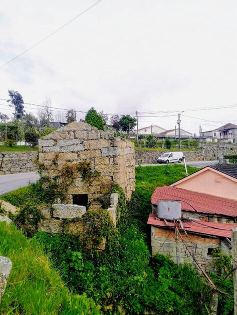 CASA FM RUINAS PROJETO ZPROVADO GEMEOS S GUIMARAES. Prédios para vender