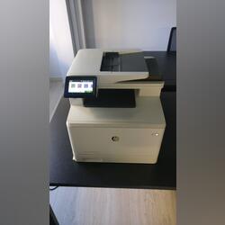 Impressora HP Laser Cores. Impressoras e Tinteiros. Loures. HP     Novo / Como novo Com scanner Laser Multifuncional A cores