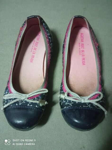 Sabrinas azuis da Ágatha Ruiz De La Prada. Outros