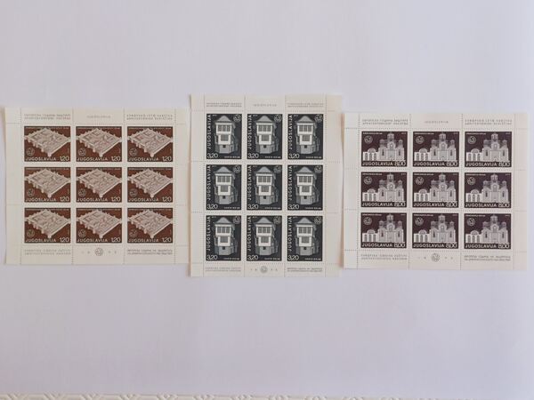 36 Mini-folhas da Jugoslávia 1970 a 1980. Selos