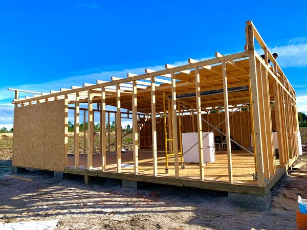 Serviço de Construção e Remodelação. Construção e Mineração