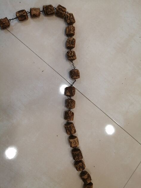 terço antigo , grande de parede em cortiça. Estátuas e artigos religiosos