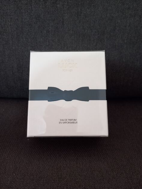 perfume para mulher . Perfumes