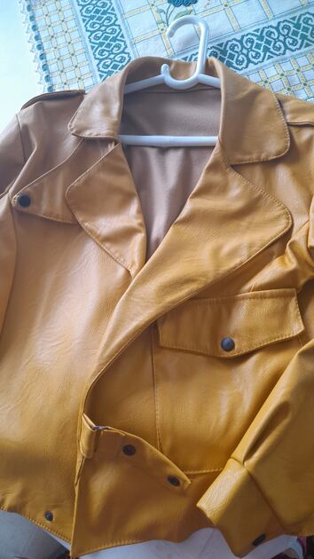 vendo blusao. Casacos mulher