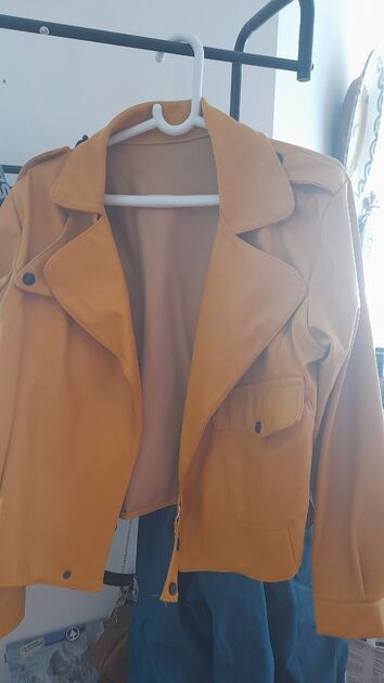 vendo blusao. Casacos mulher