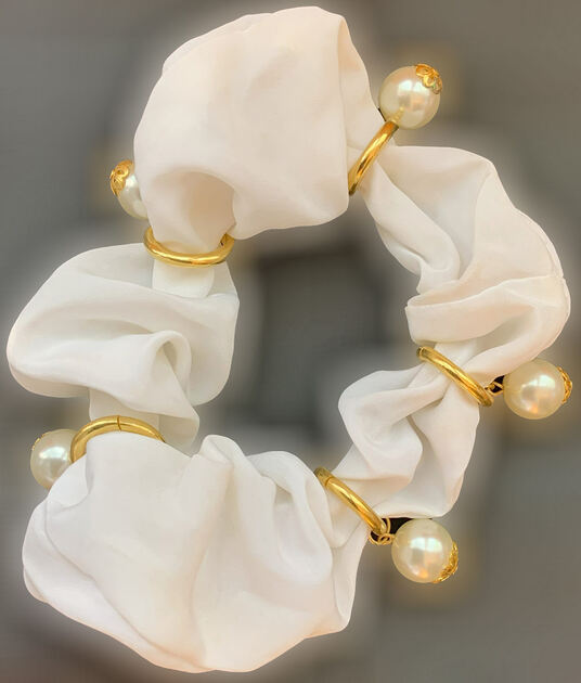 Elástico de Cabelo com Pérolas, Novo. Diademas