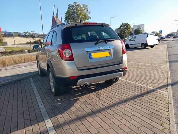 Chevrolet Captiva 2.0 VCDi 150cv 7 Lug. 4x4 – I. Carros