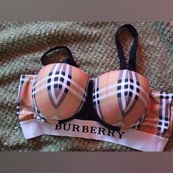 Biquini Burberry tamanho XL . Roupas de banho. Leiria. XL / 42 / 14     Bege Ás riscas Novo / Como novo Almofadado Lycra Push up Protecção UV Reforçados