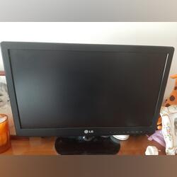 vendo TV LG pequena. Televisores. Seixal. 32 polegadas LCD HD   LG Muito bom Inteligente HDMI