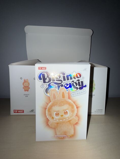 Labubu Big into Energy - 6 unidades. Peluches