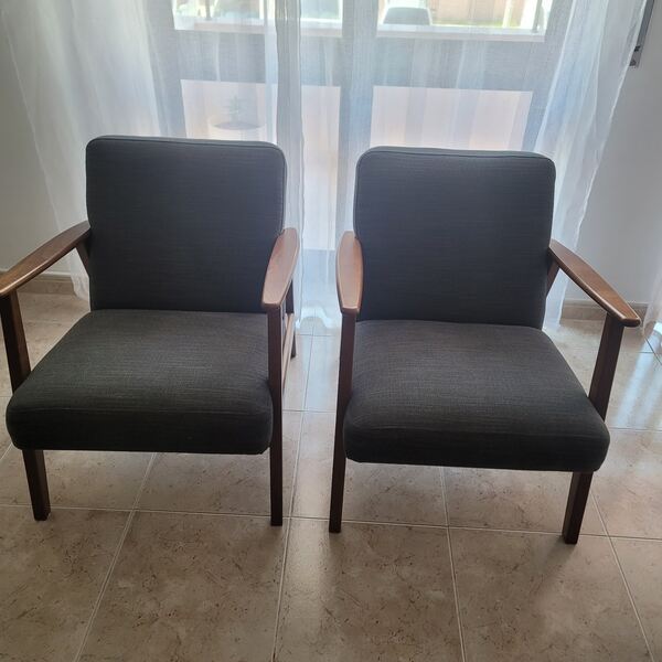 Cadeirões de Sala (Dois). Cadeiras