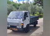 Toyota Dyna 150 2.8 Diesel. Carros