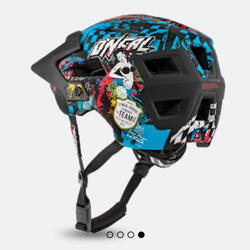 Capacete Oneil. Capacetes de bicicleta