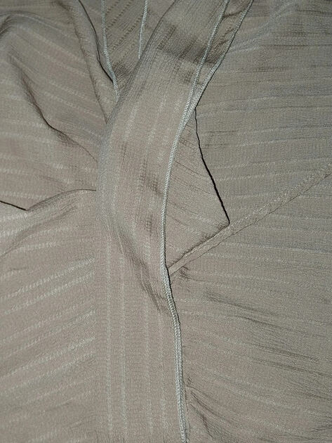 Vestido de Praia Bege com Drapeado – L. Vestidos
