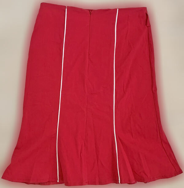 Conjunto de Saia e Casaco de Senhora, Novo. Fatos e Blazers