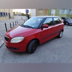 Skoda Fabia 2009 Diesel. Carros. 2009   333.000 km Manual Diesel 80 cv 5 portas Vermelho Ar condicionado Vidros eléctricos