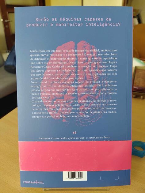 Livro “Inteligência Vital, Estupidez Artificial”. Livros