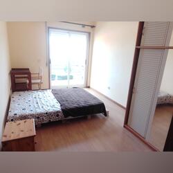 Quarto com wc privada. Ofereço Quarto para Arrendar