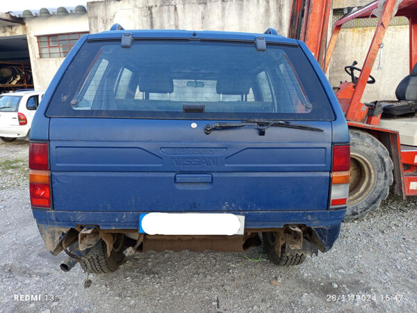 Para peças Nissan Terrano 2.7TD ano 1992. Carros para Peças