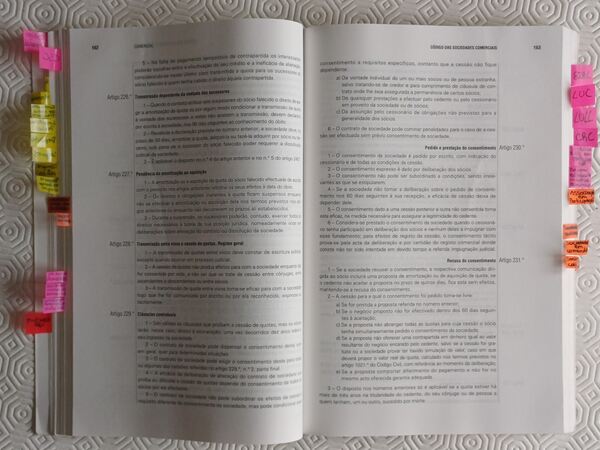 Comercial, 2003 - Código comercial e outros. Livros