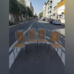 Cadeiras Vintage de Palhinha. Mesas e Cadeiras. Porto Cidade.  Em palhinha De jantar   Muito bom