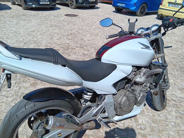 Honda Hornet 600. Motos