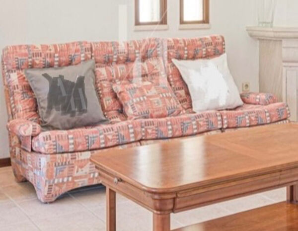 1 sofá de 3 módulos. Sofás e Poltronas