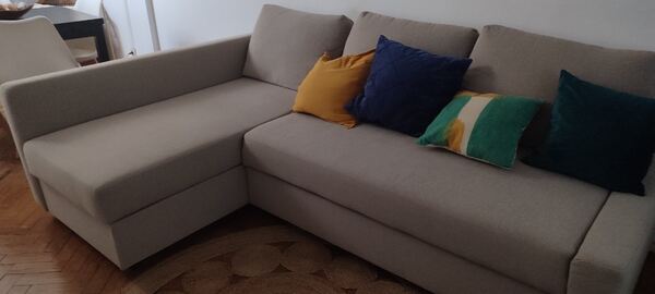 sofá cama com arrumação do IKEA cinza . Sofás e Poltronas