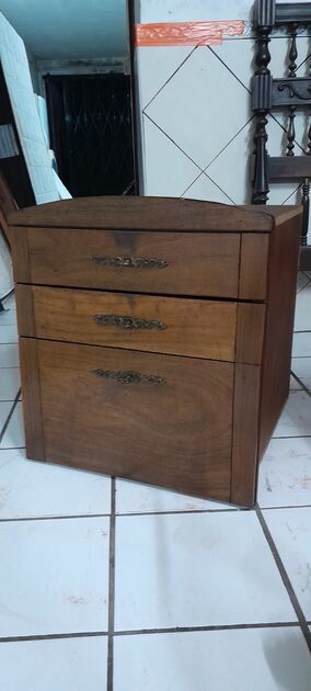 Módulo de Encastre. Mesinhas