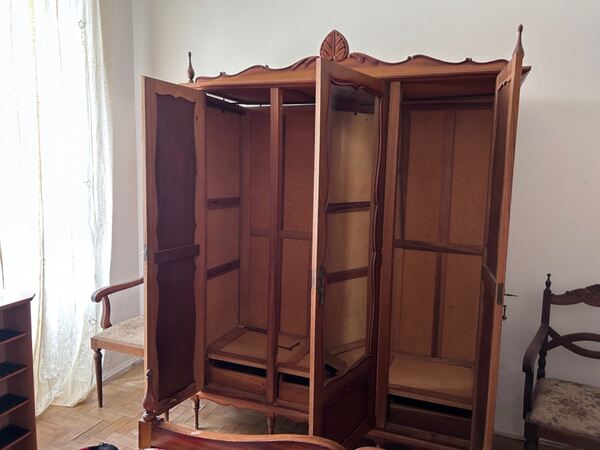Conjunto de Móveis de Quarto Antigos . Conjuntos de móveis para quarto
