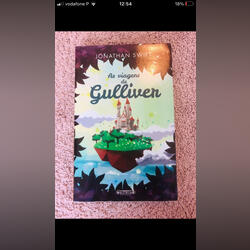 vendo este livro “as viagens de Gulliver”. Livros. Vila Nova de Famalicão. Aventura Português    Novo / Como novo Capa mole