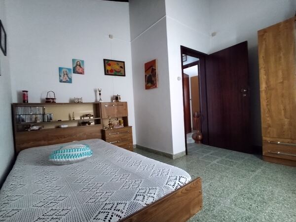 Vivenda em Penha de Águia . Casa e apartamentos para vender