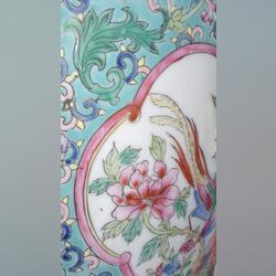 Conjunto de jarrao oriental pintado a mao. Vasos. Santa Clara