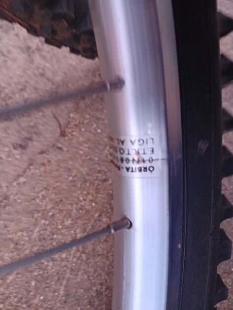 rodas QUANDO completas novas . Bicicletas