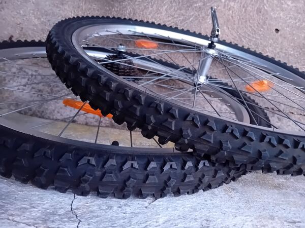 rodas QUANDO completas novas . Bicicletas