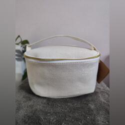 Vendo Nécessaire bege com brilho da Yves Rocher . Outros (Saúde e beleza)