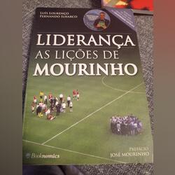 Liderança - As lições de Mourinho. Livros. Lumiar. Desporto     Português Muito bom Capa mole