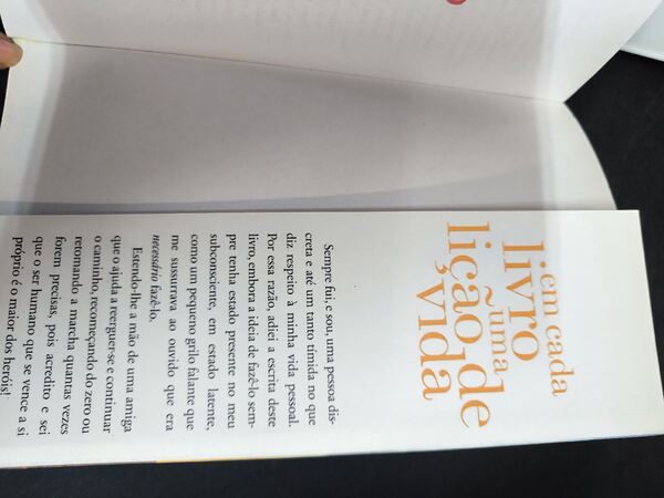 Livro O meu segredo - história da minha vida. Livros