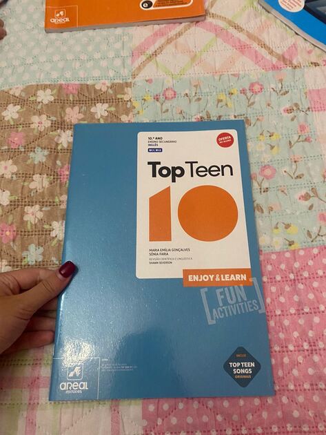 Caderno de atividades 10°Ano. Livros