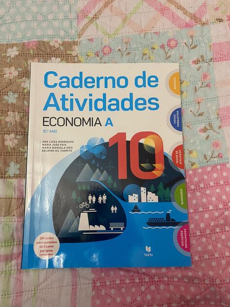 Caderno de atividades 10°Ano. Livros