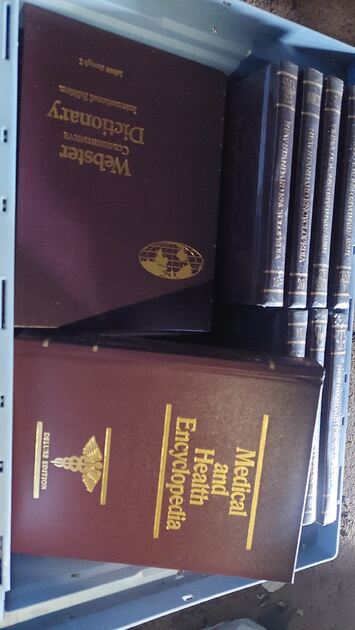 enciclopedia Medica Inglesa. Livros