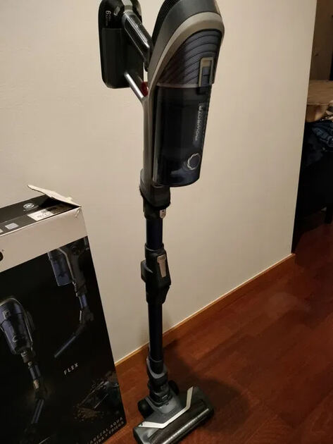Aspirador vertical ROWENTA. Outros Pequenos Aparelhos