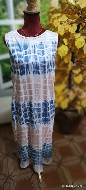 Vestidos curtos áh 5€ cada. Vestidos