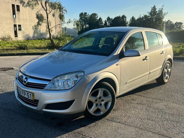 Imperdível!!! Opel Astra H 1.3 CDTi 90cv. Carros