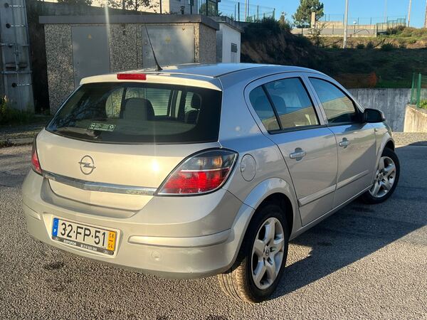 Imperdível!!! Opel Astra H 1.3 CDTi 90cv. Carros