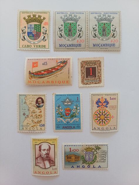 Filatelia - Colónias Portuguesas, lote de 10 selos. Selos